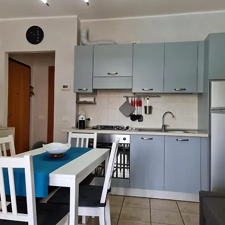 Apartment Incantevole In Con Piscina